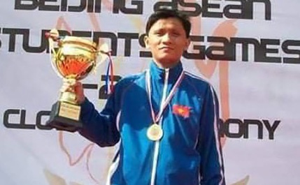 Giang vien DH Ton Duc Thang bi khoi to hinh anh