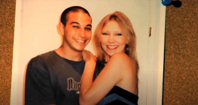 Con gai cung ban trai giet me anh 2