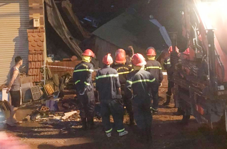 Can nha do sap trong mua anh 2