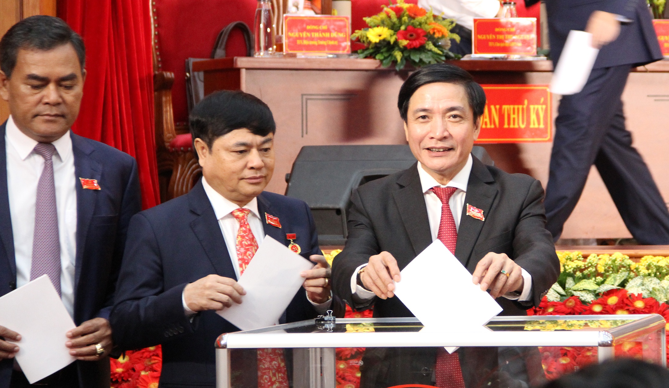 Ong Bui Van Cuong lam bi thu Dak Lak anh 1