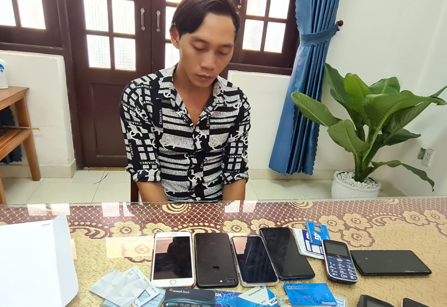 Bat thanh nien lua vo nan nhan thuy dien Rao Trang 3 hinh anh