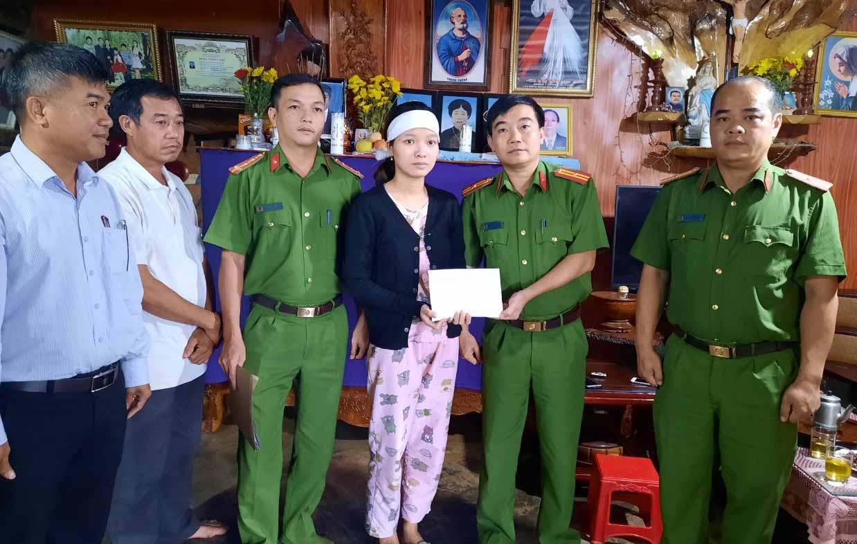 Vo nan nhan thuy dien Rao Trang 3 bi lua anh 1