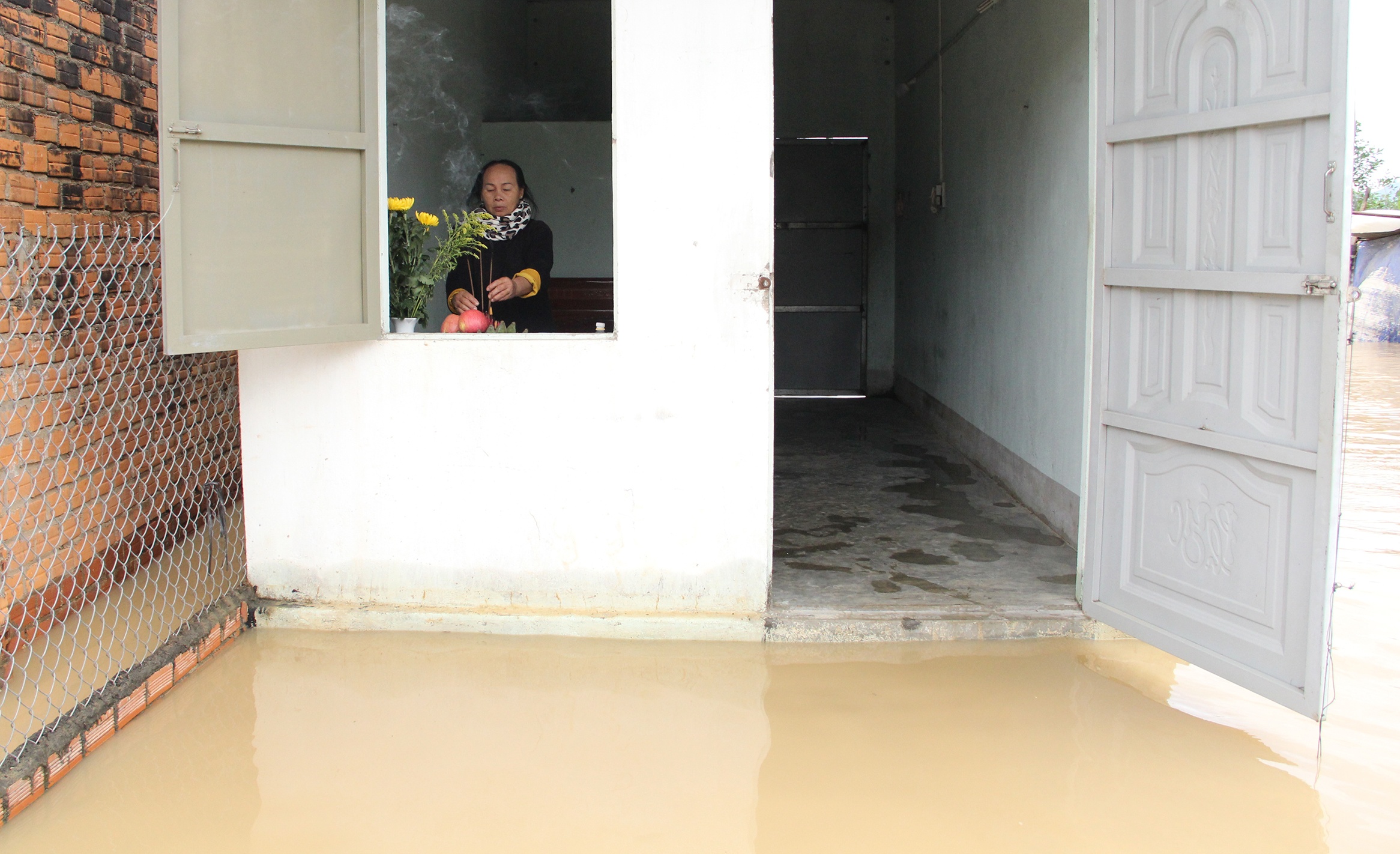 Nha o Dak Lak bi ngap anh 7