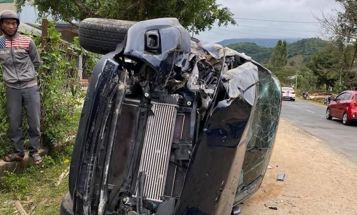 Hai nguoi chet sau va cham voi xe ban tai hinh anh