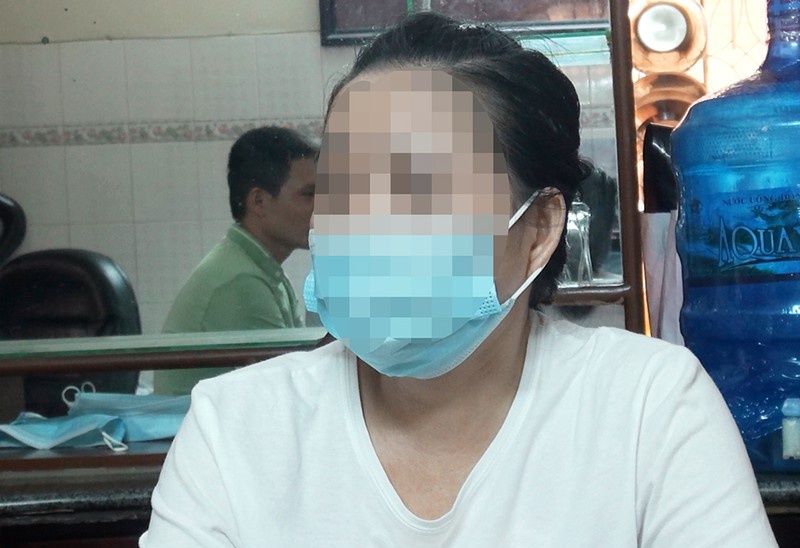 Nhóm đòi nợ xông vào nhà ảnh 2 Nhom doi no xong vao nha anh 2