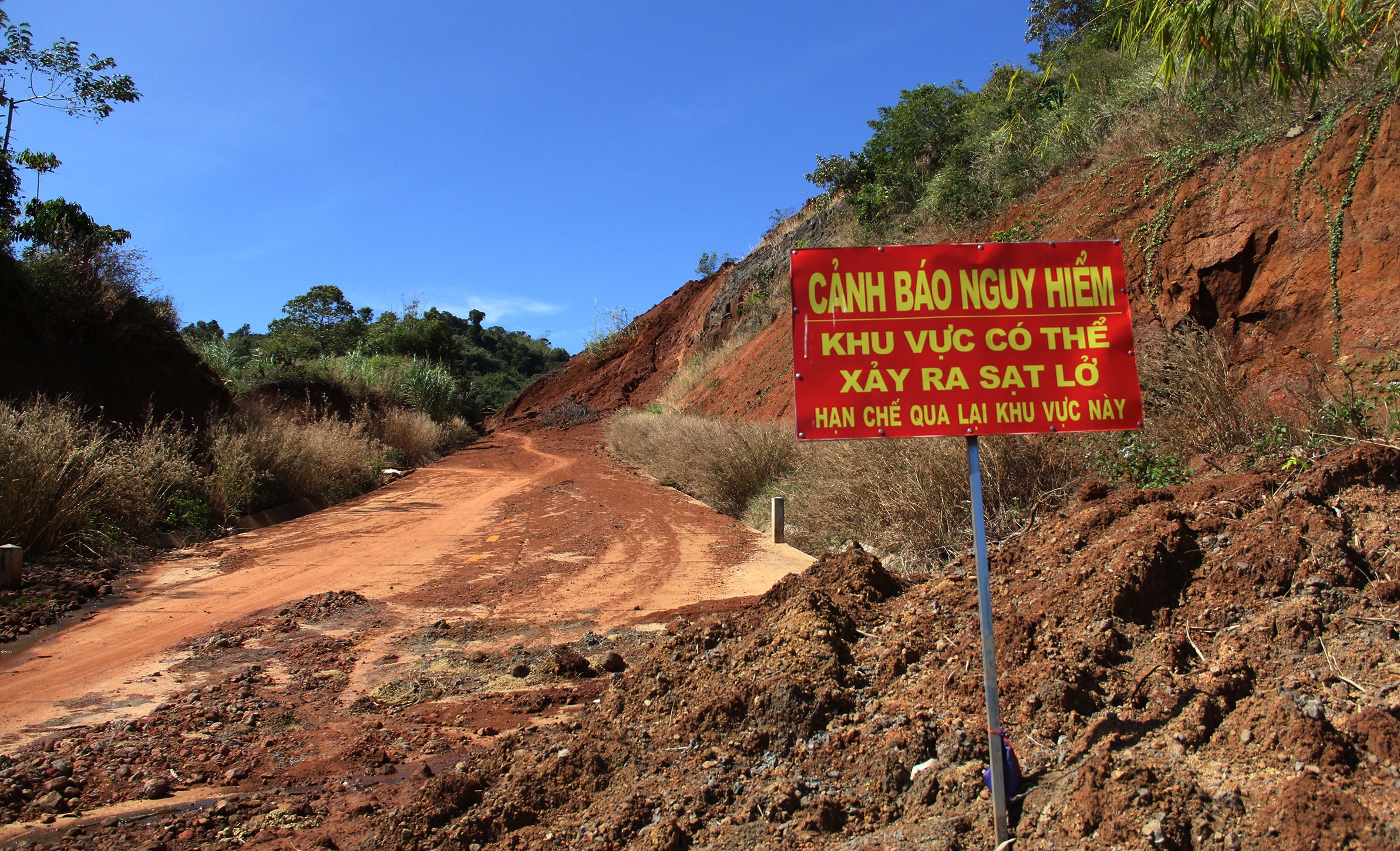 Duong nghin ty sat lo anh 1