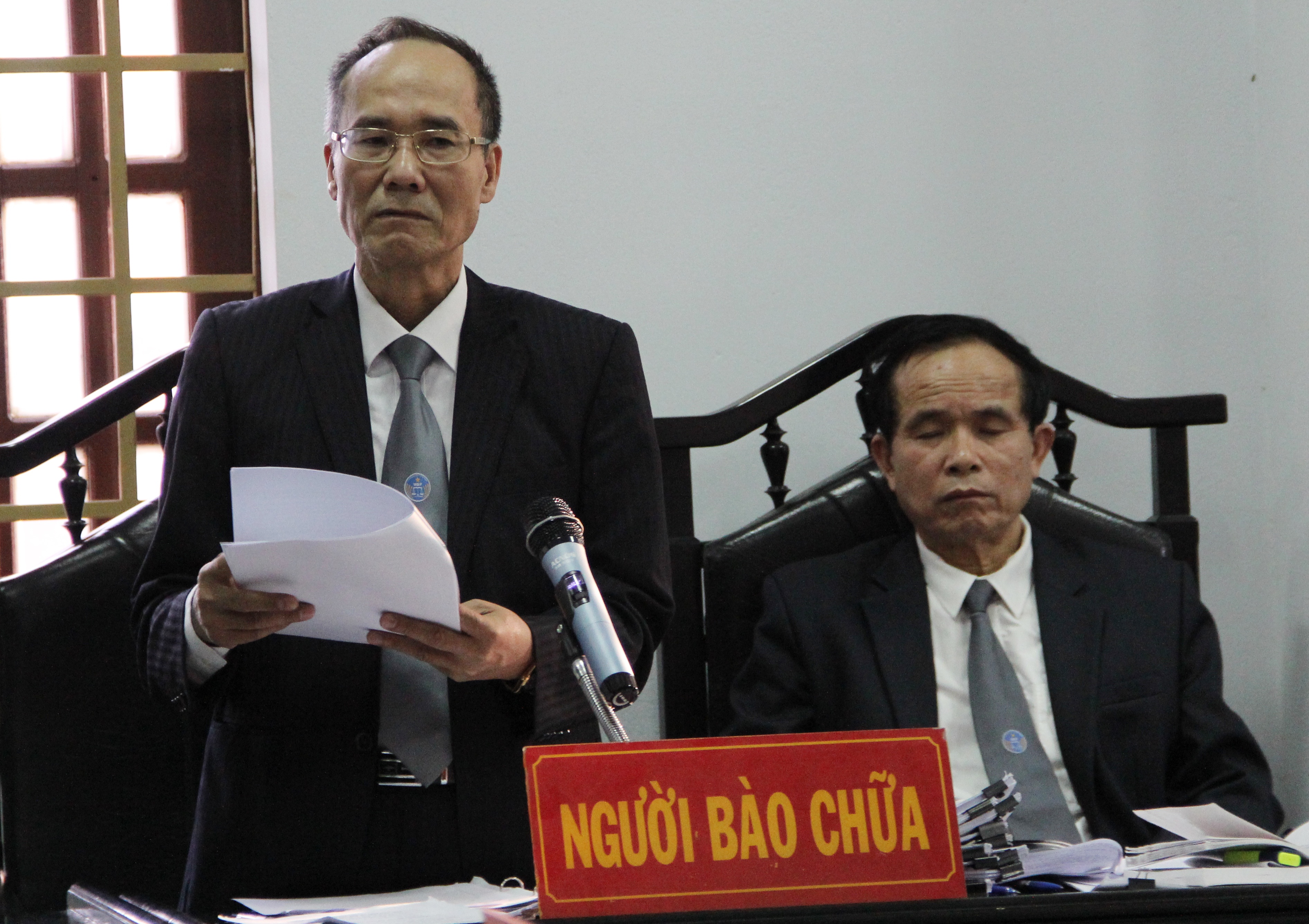 Bi thu xa giet nguoi anh 2