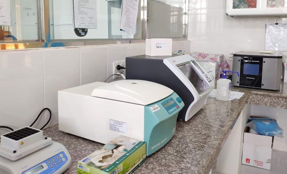 May xet nghiem Covid-19 cua Dak Nong moi mua da hong hinh anh