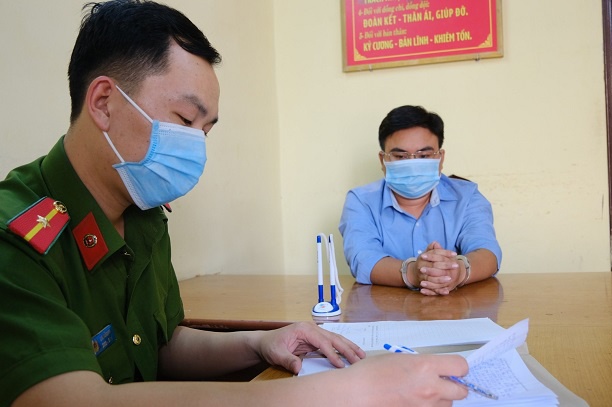 Thue khach san 4 sao o Da Lat de trom nua ty dong hinh anh