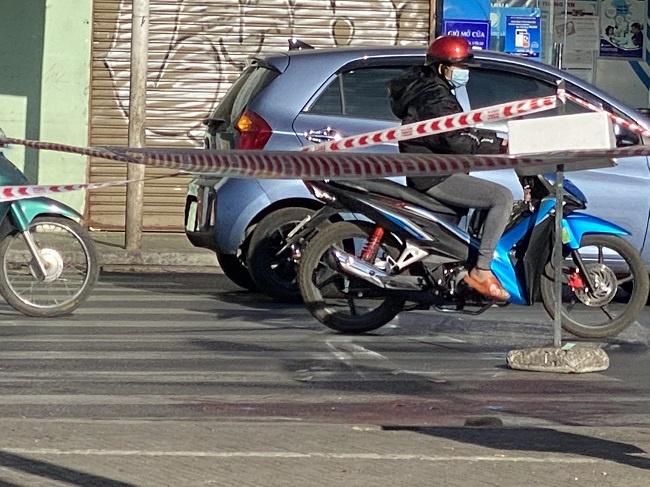 Nguoi dan ong bi chem anh 1