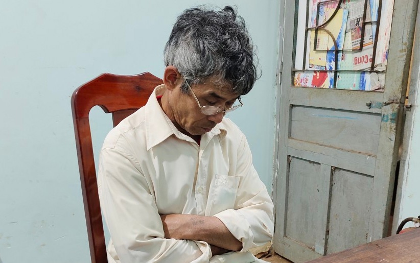 Anh trai giet em gai giua dem hinh anh