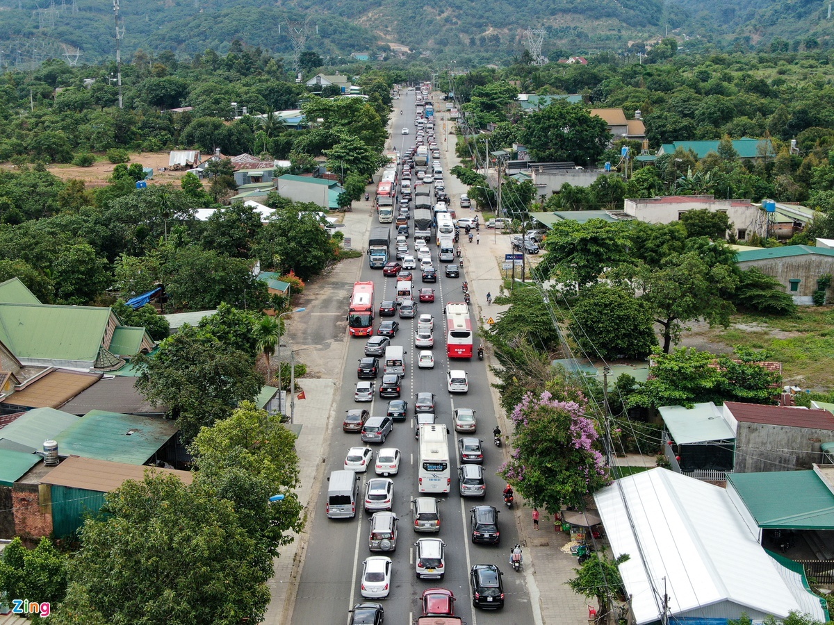 Ket xe tren deo Bao Loc anh 2