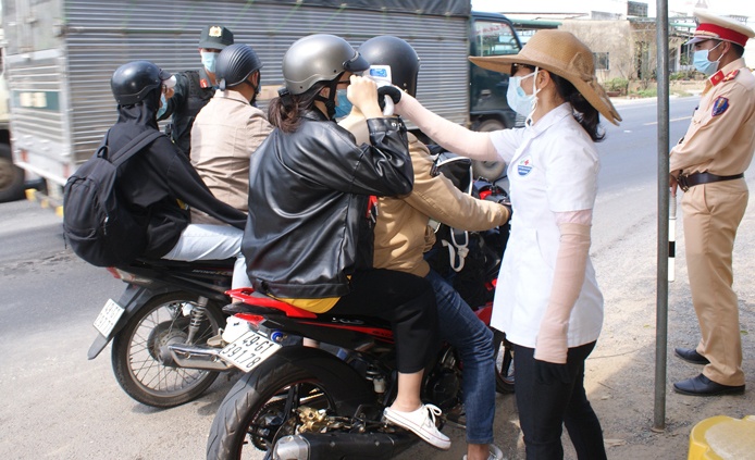 Lam Dong dung tat ca xe khach den tu TP.HCM hinh anh