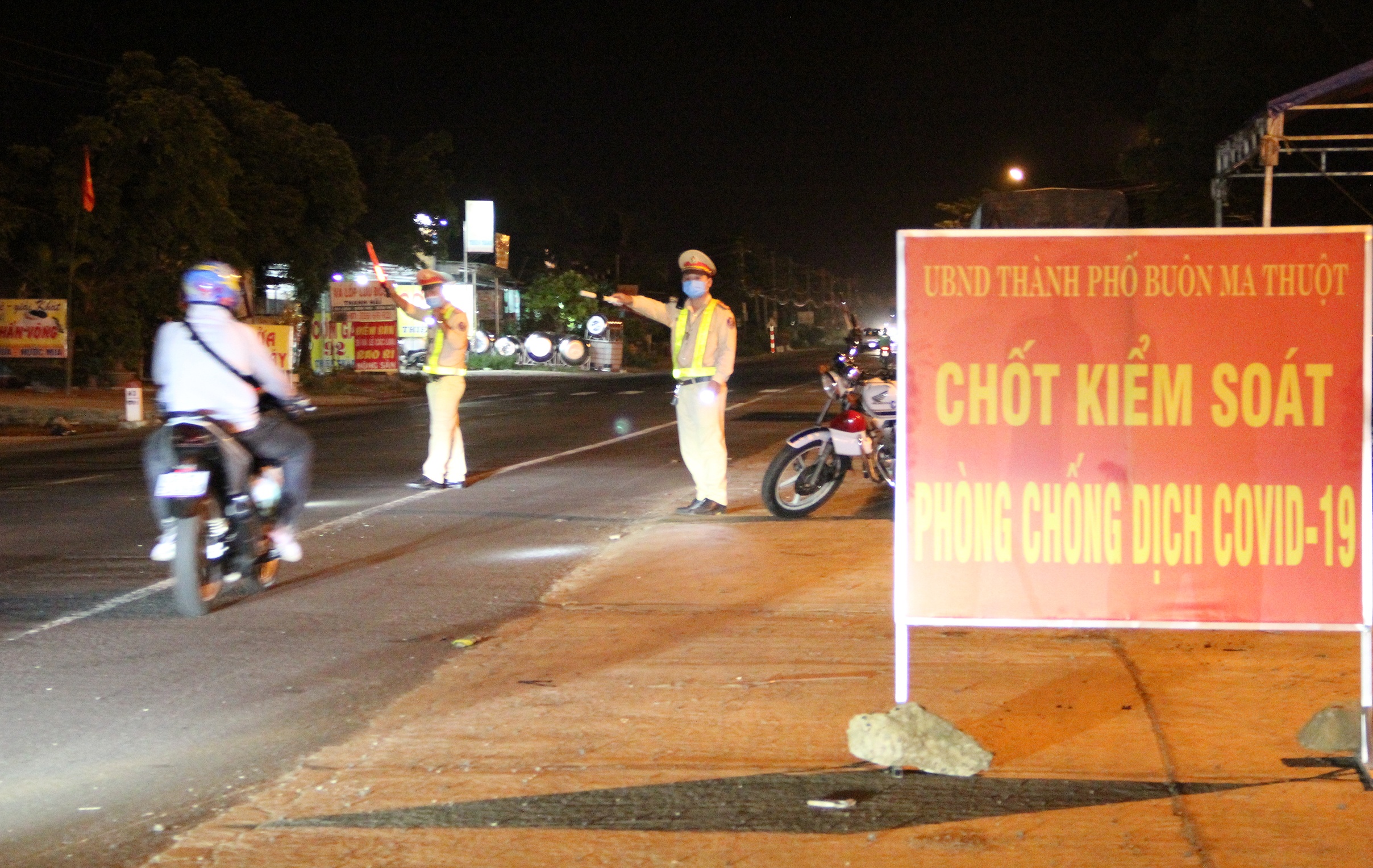 Kiem soat nguoi dan ve tu vung dich anh 10