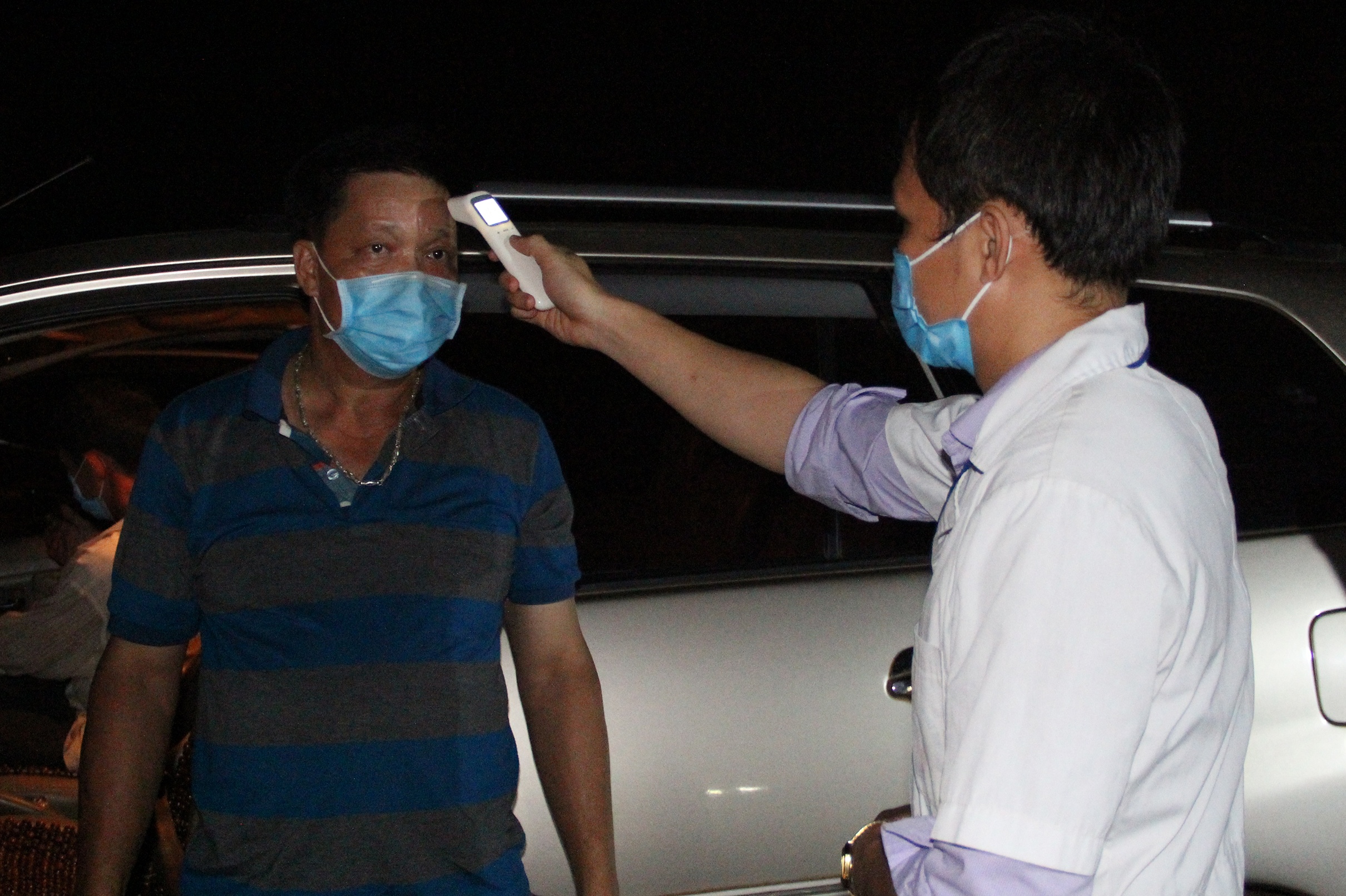 Lam Dong truy vet nhung nguoi tiep xuc voi tai xe duong tinh nCoV hinh anh