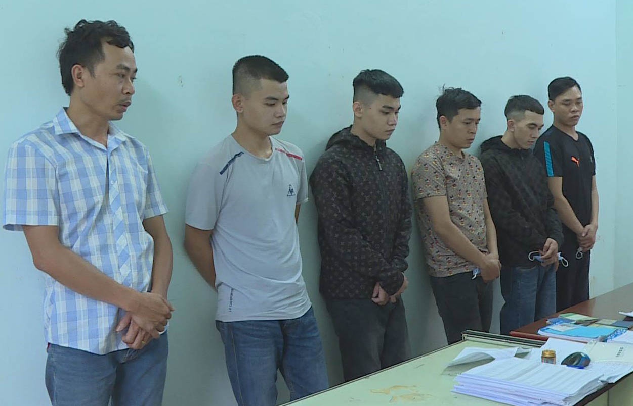 Nhóm cho vay nặng lãi ảnh 1 Nhom cho vay nang lai anh 1