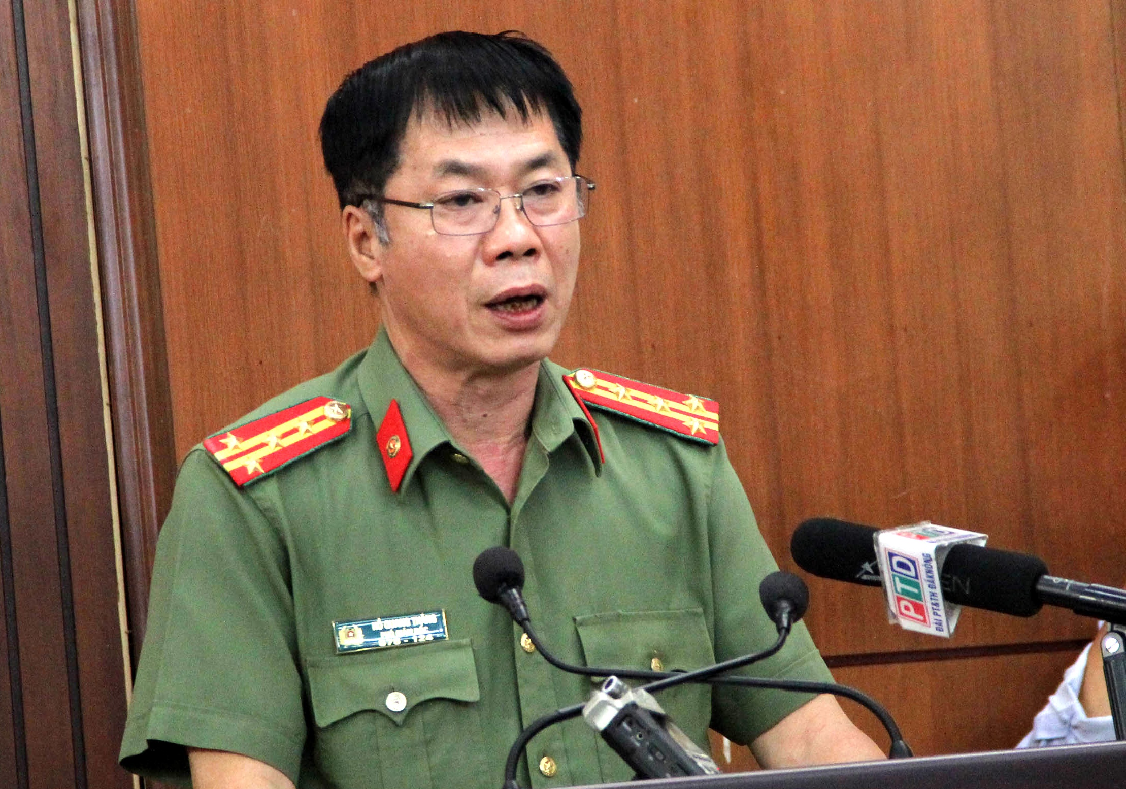 Cong an Dak Nong noi ve vu hon 100 nguoi Trung Quoc o du an dien gio hinh anh