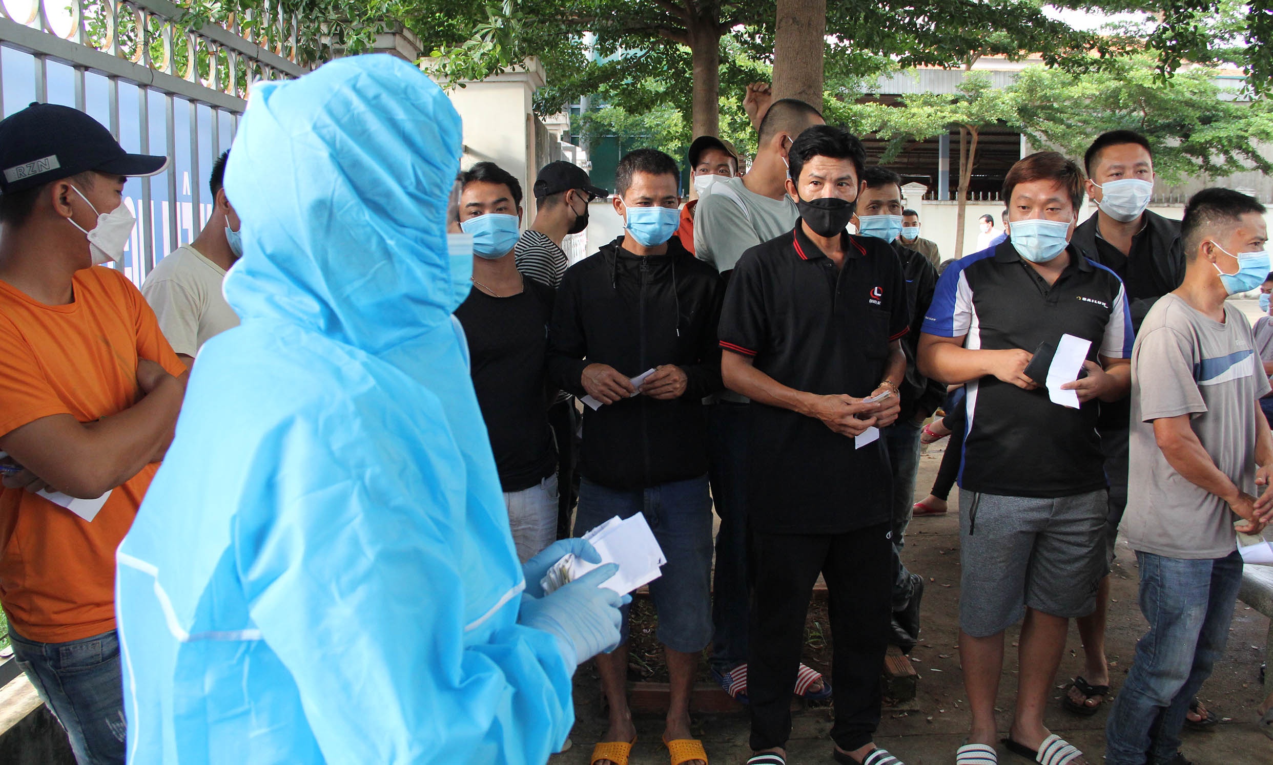 Test nhanh Covid-19 doi voi tai xe anh 7