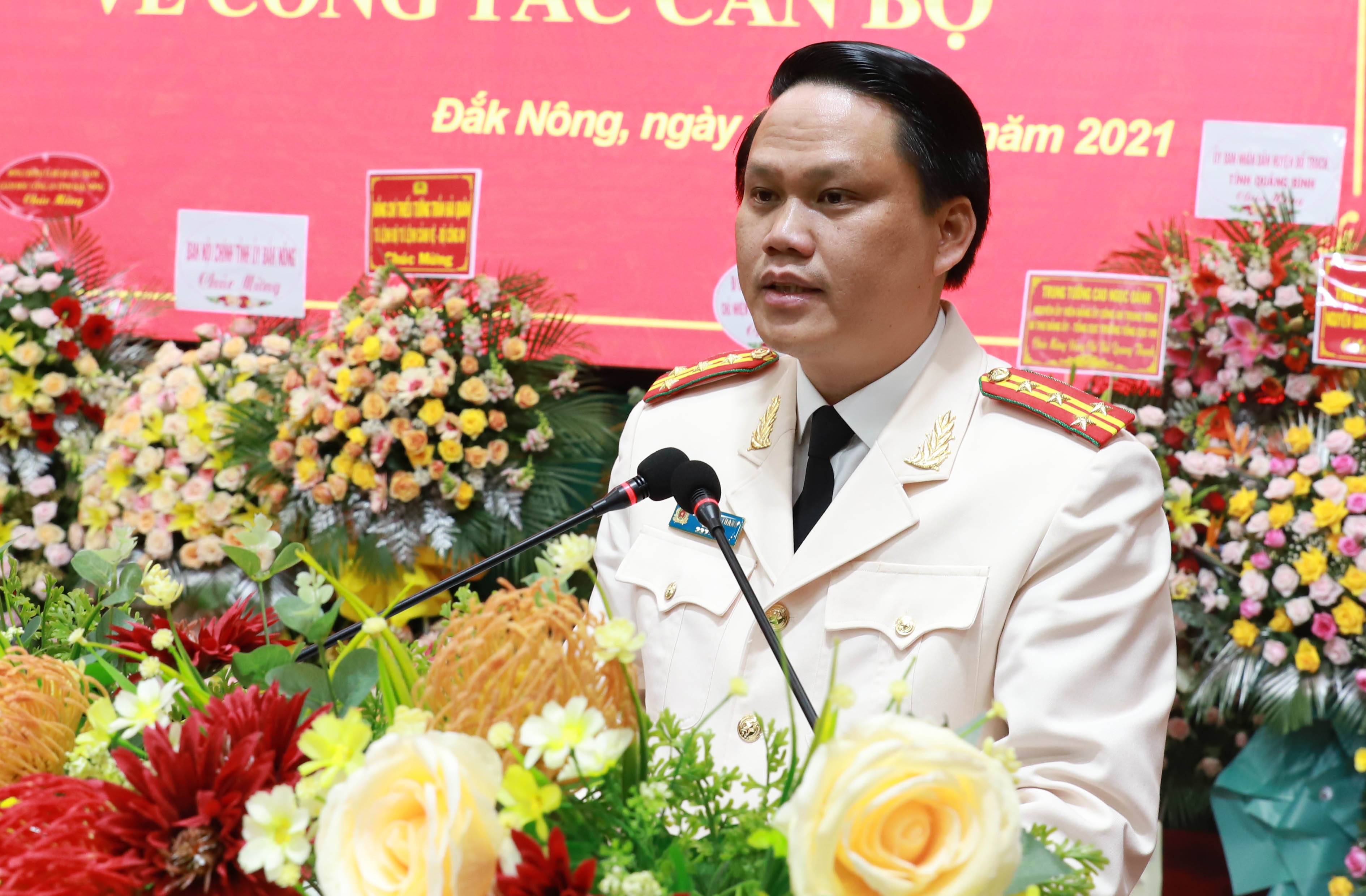 Dai ta Bui Quang Thanh lam Giam doc Cong an tinh Dak Nong hinh anh