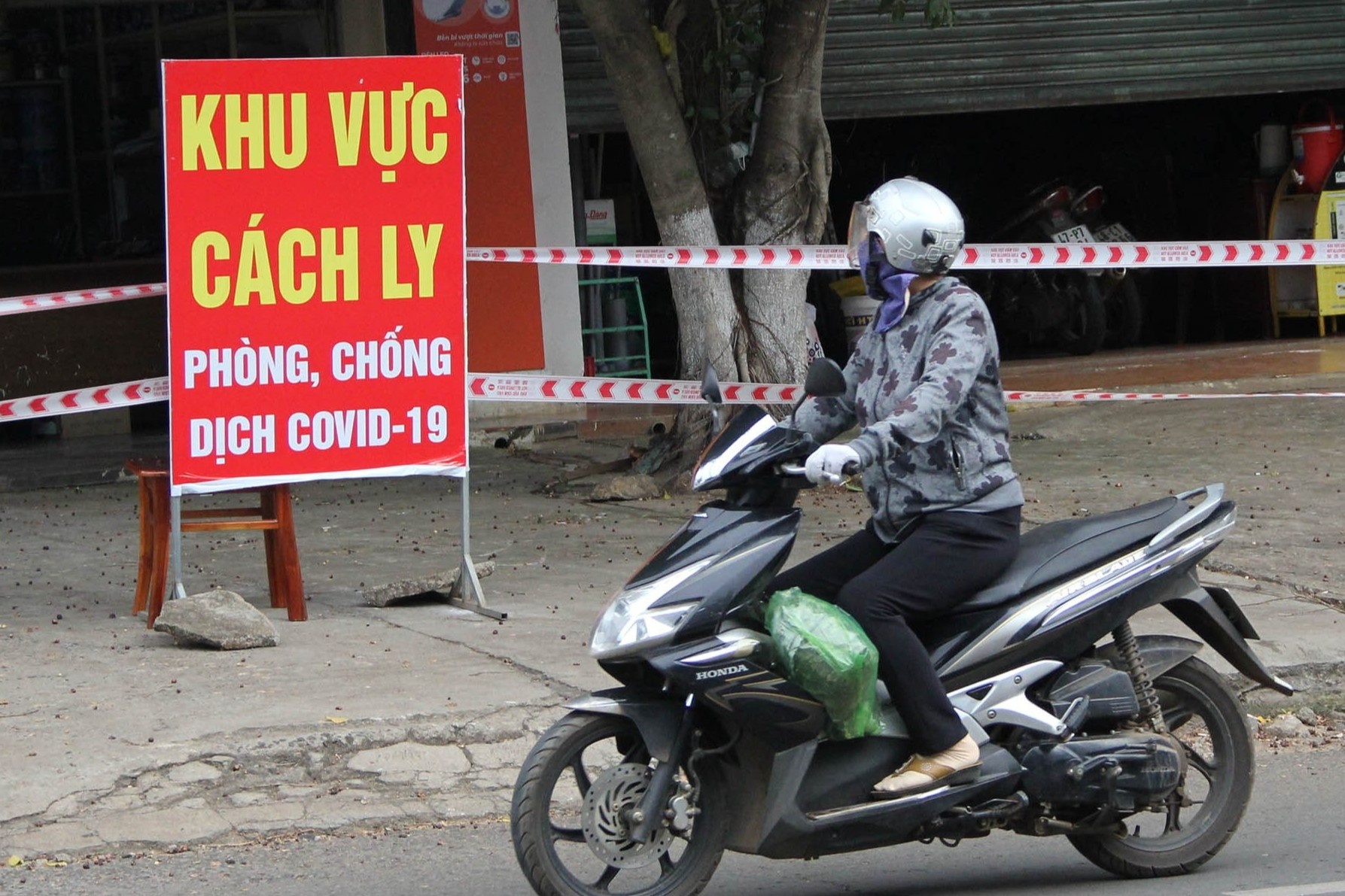 TP Buon Ma Thuot ap dung Chi thi 16 sau 12 ngay noi long hinh anh