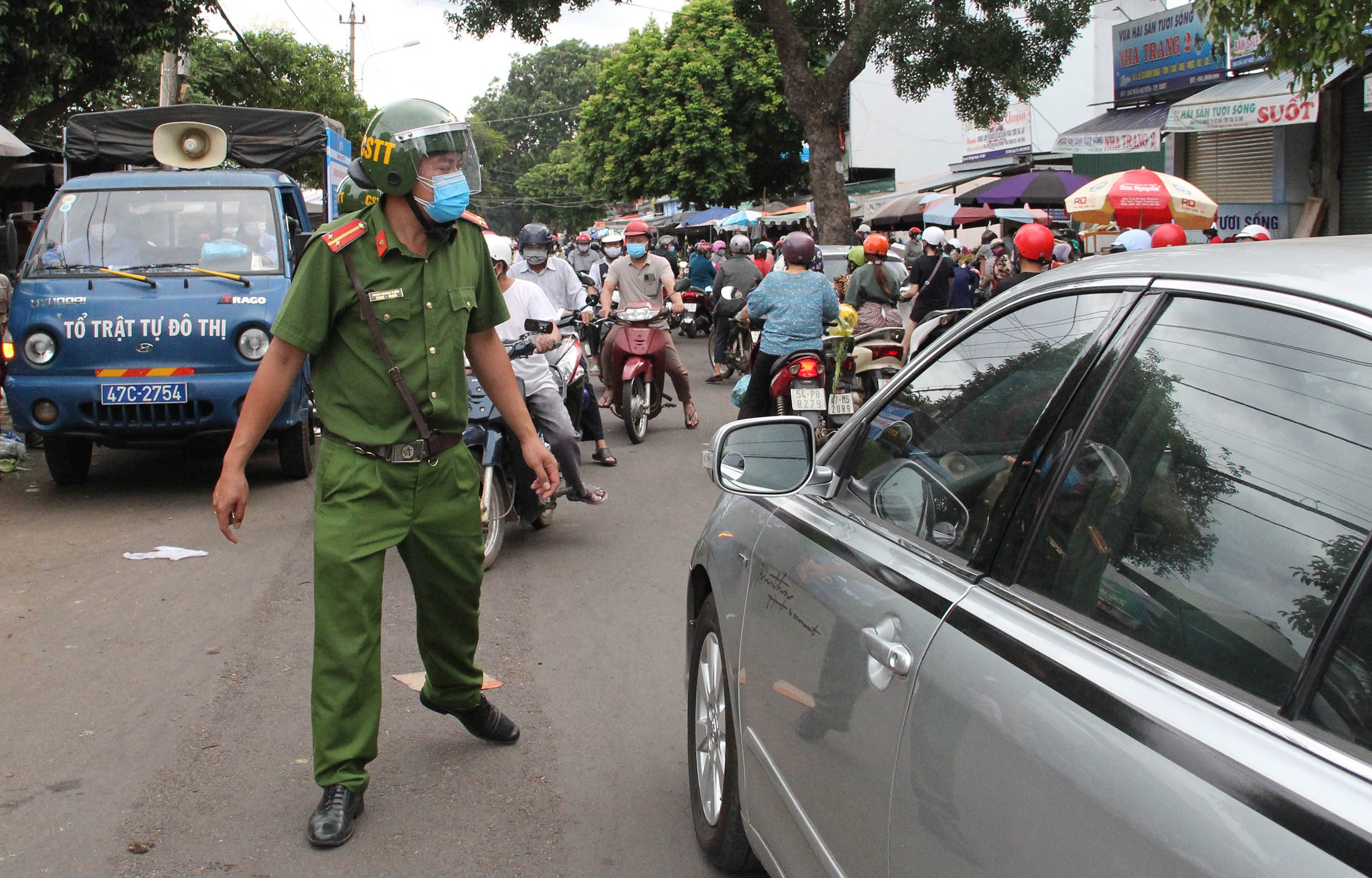 Mua hang tich tru trong mua dich anh 3