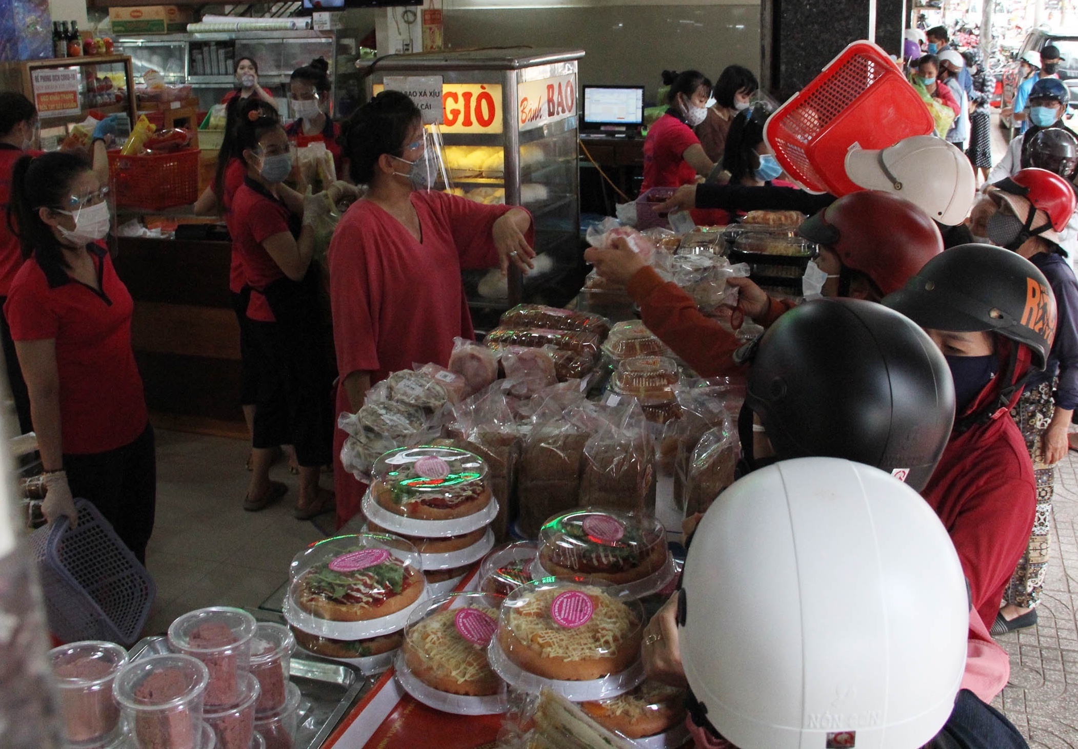 Mua hang tich tru trong mua dich anh 7