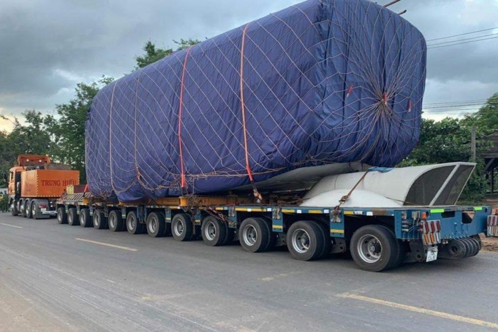 Tai xe xe may tu vong tren duong ve que tranh dich hinh anh