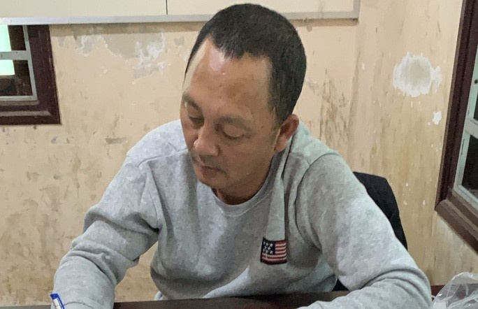 Lai oto tong chet nguoi vi mau thuan dat dai hinh anh