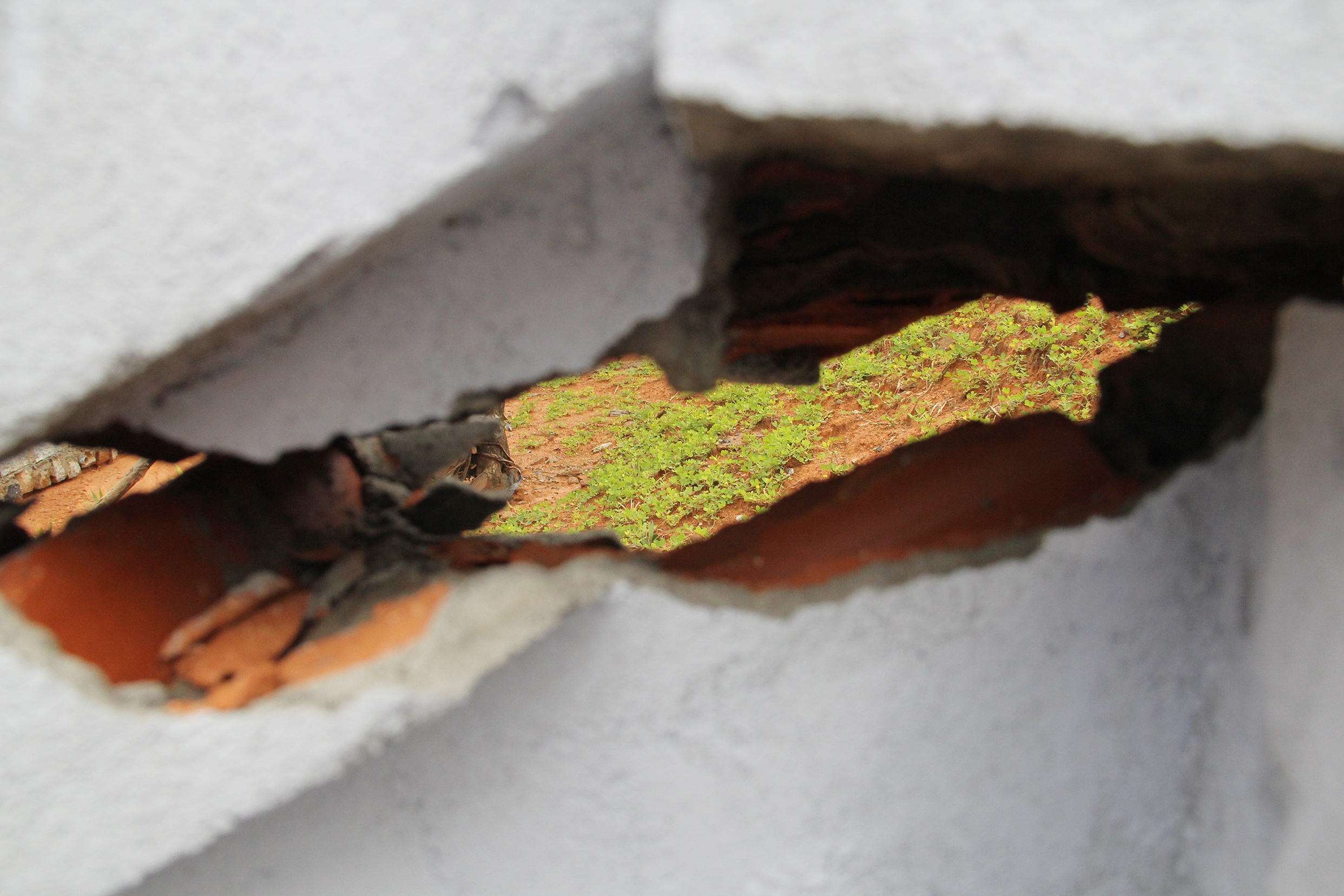 Dai tuong niem liet si bi nut toac anh 9