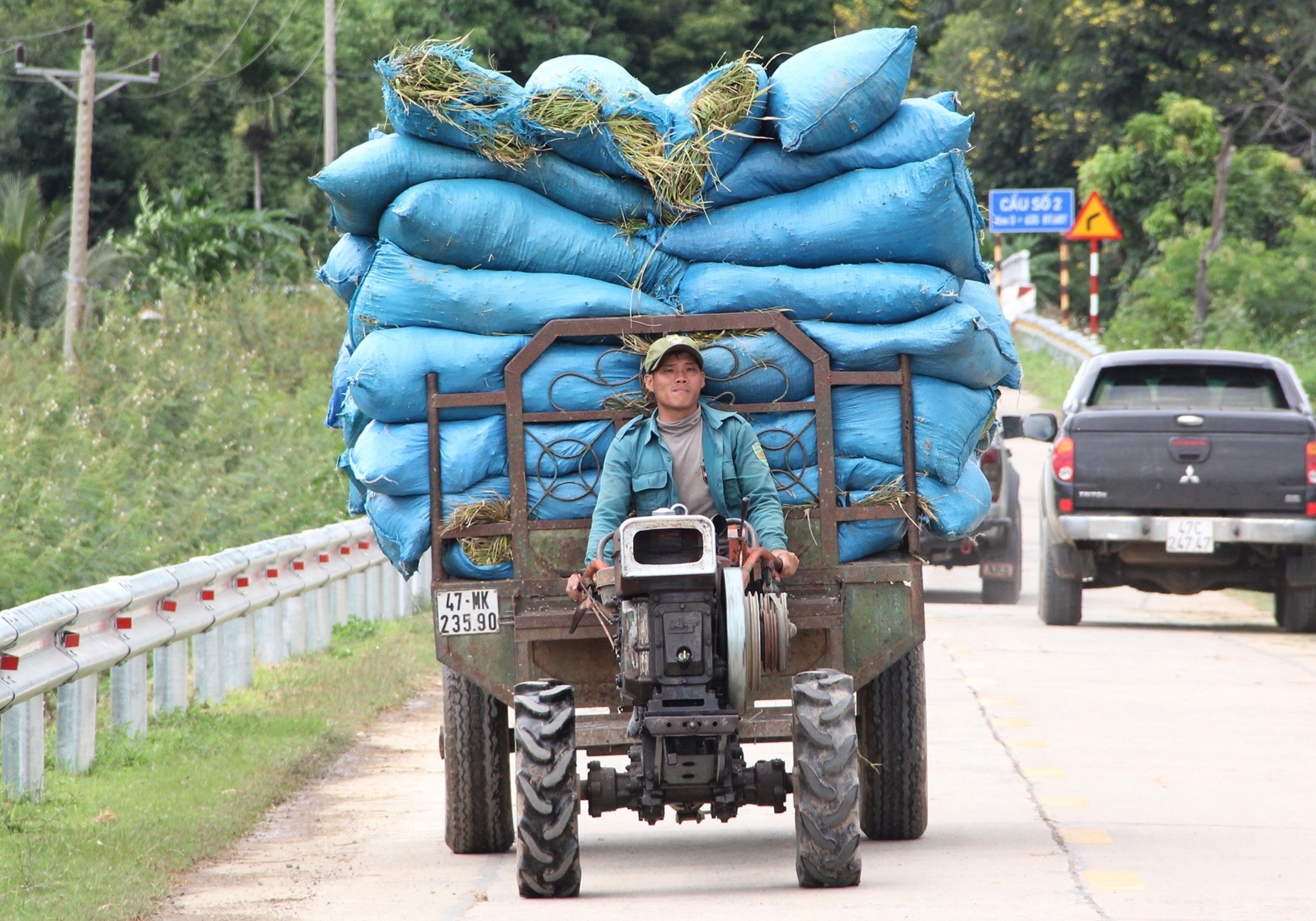 Nguoi dan gat lua non anh 8