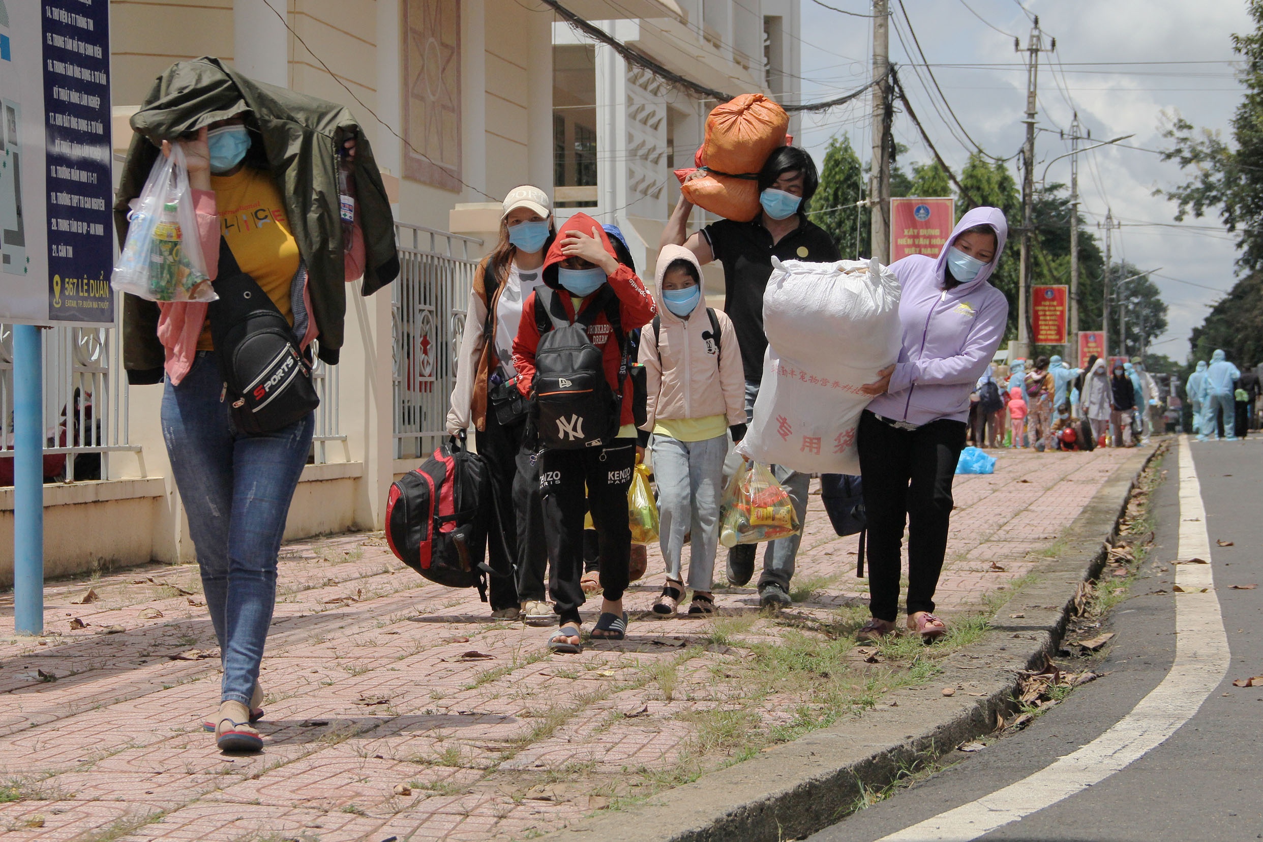 CSGT dan cong dan ve que anh 5