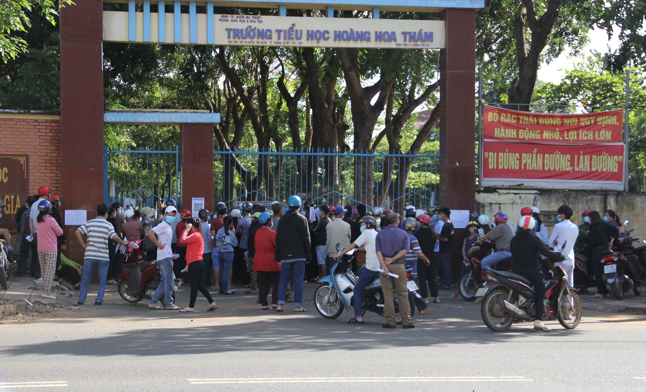 Dak Lak bung phat dich anh 1