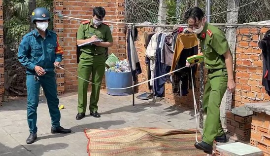 Dam chet nguoi sau khi nghe tieng hu hinh anh