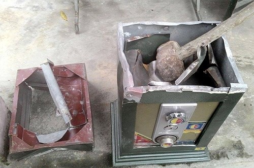 Thanh nien dot nhap ngan hang nhung chi lay duoc 1,6 trieu dong hinh anh