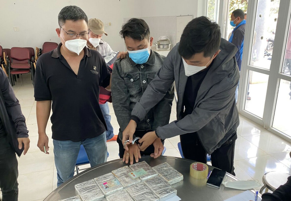 Nhom van chuyen ma tuy anh 1