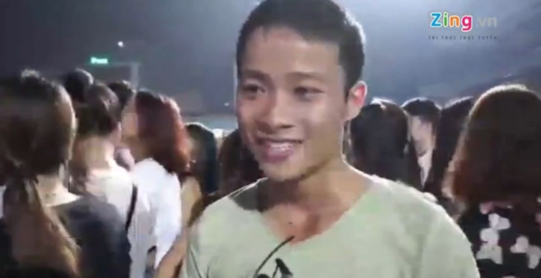 Khan gia chia se cam xuc ve chuong trinh dai nhac hoi hinh anh