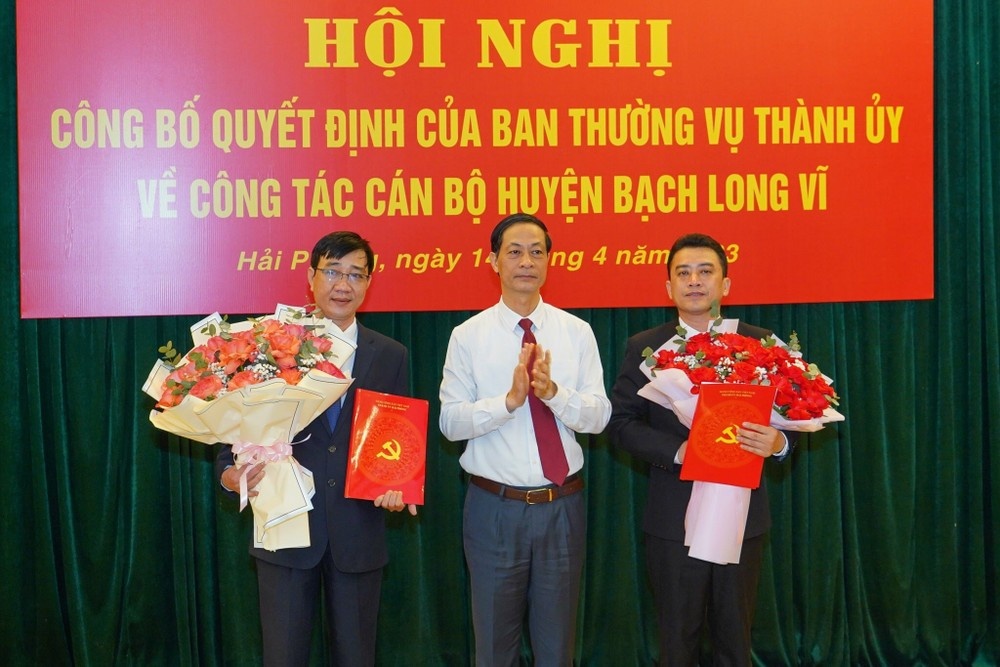 Tan Bi thu anh 1