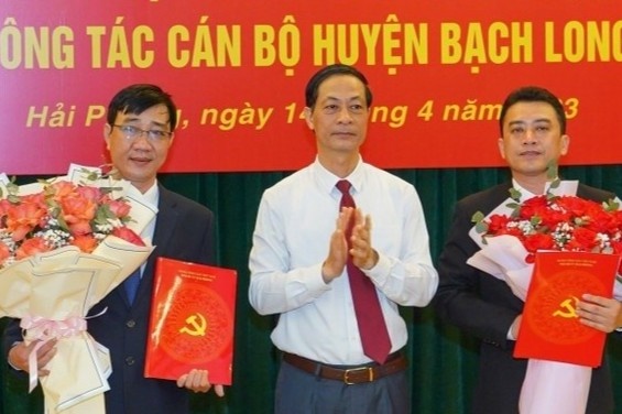 Huyen dao tien tieu Bach Long Vi co tan Bi thu hinh anh