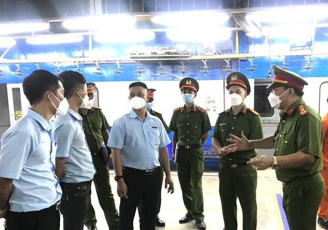 Nhieu nha xuong, benh vien o Binh Duong bi ‘treo’ vi quy dinh PCCC hinh anh