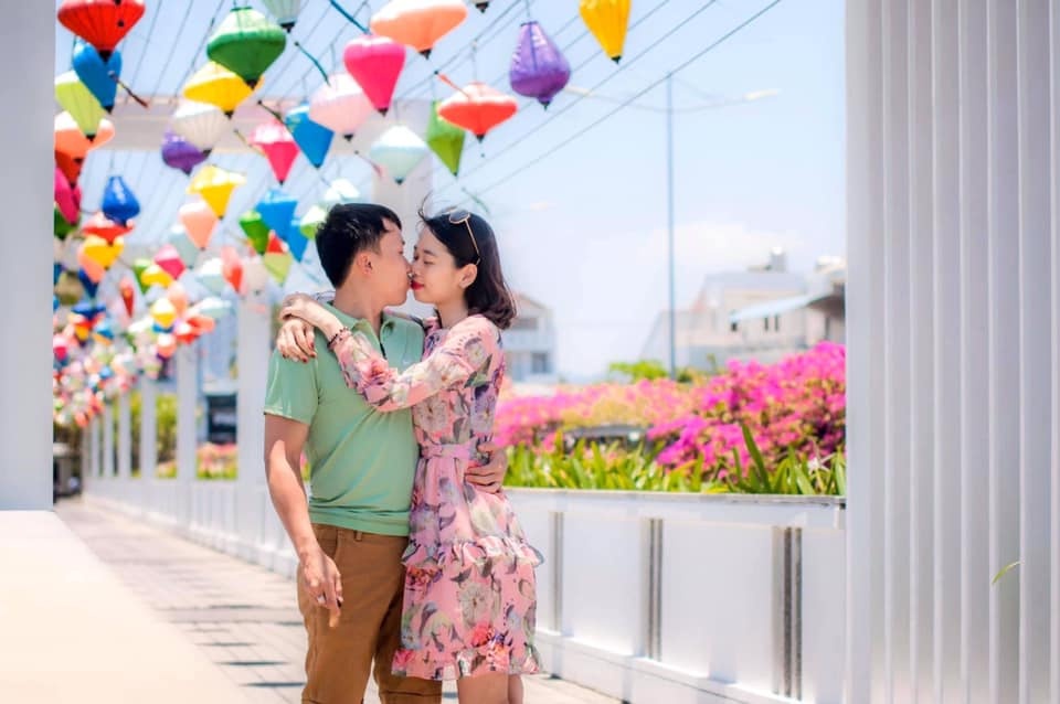 Tinh yeu va nhung nu hon hinh anh