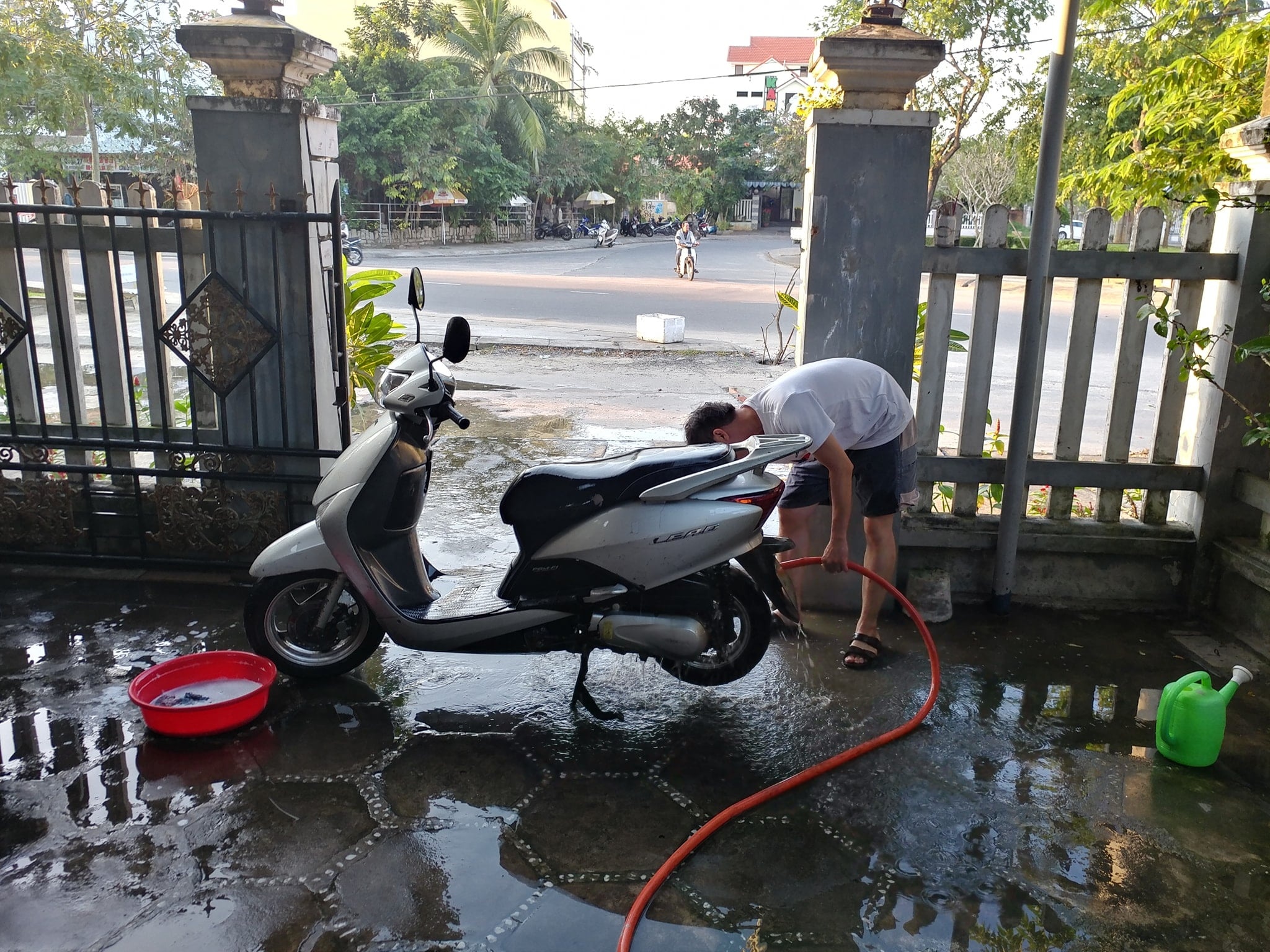 bai du thi Cam on me anh 1