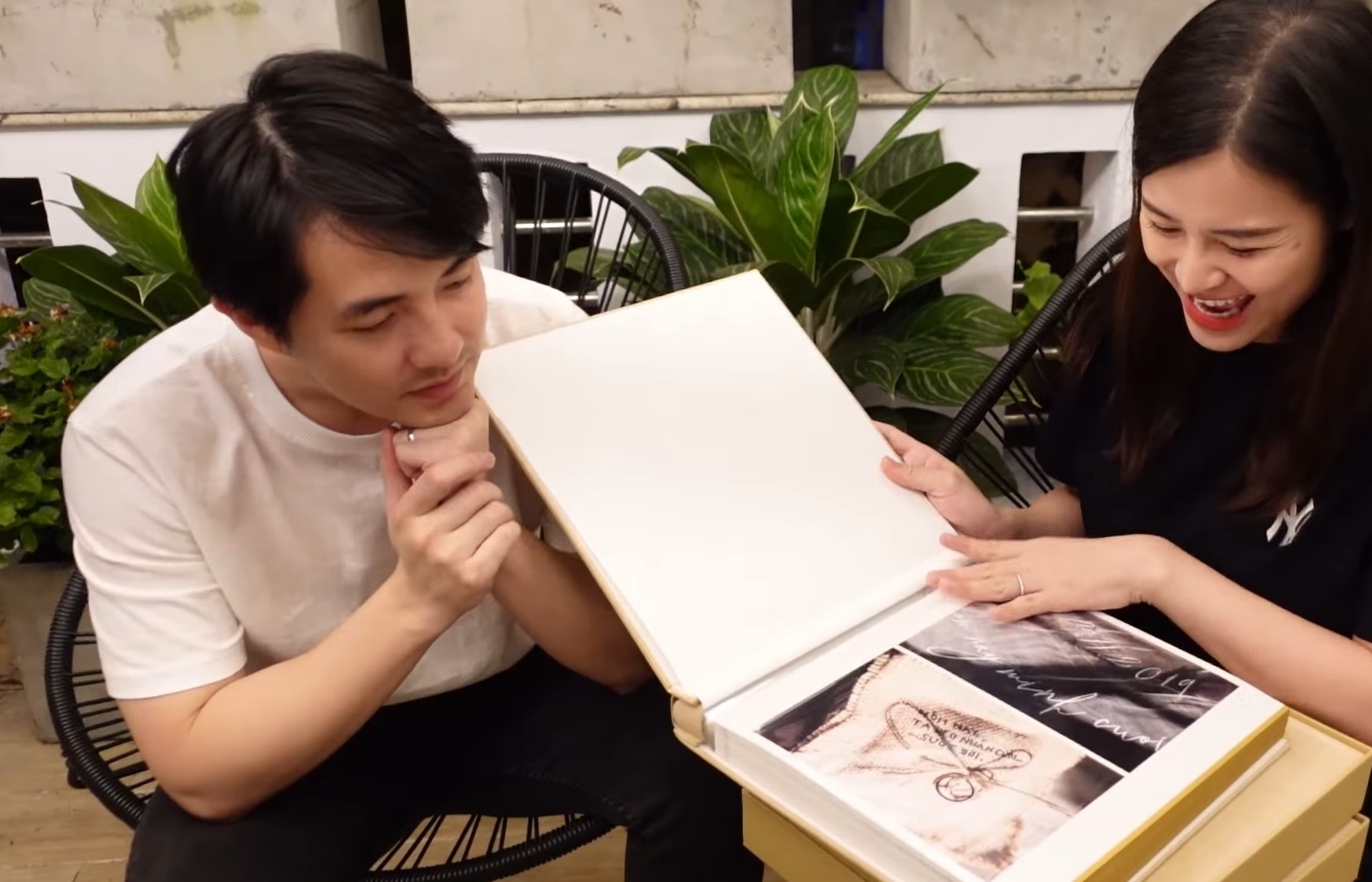 Dong Nhi hanh phuc vi 'deo lai duoc nhan cuoi' hinh anh