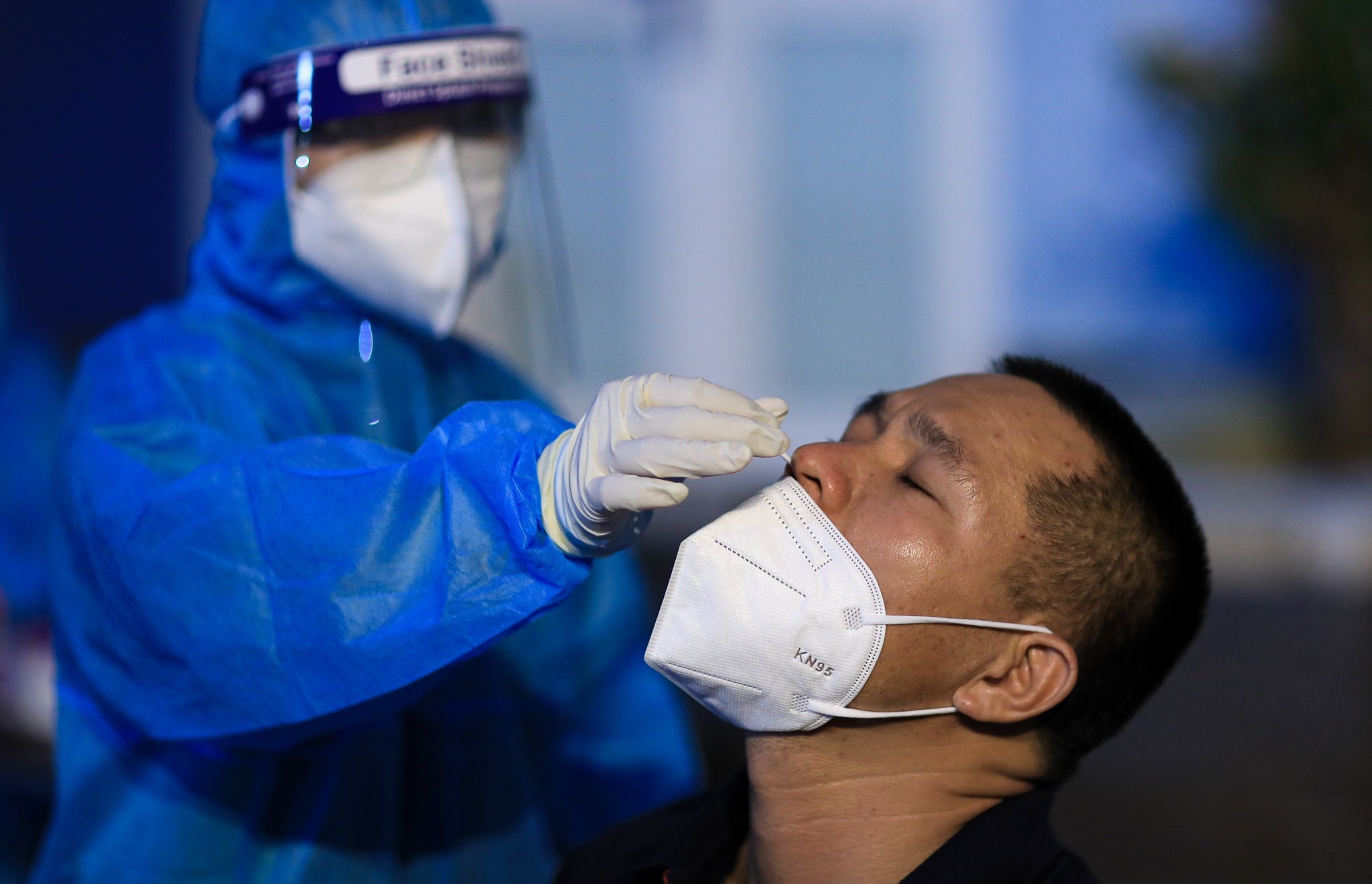 tiêm vaccine Covid-19 ảnh 3 tiem vaccine Covid-19 anh 3