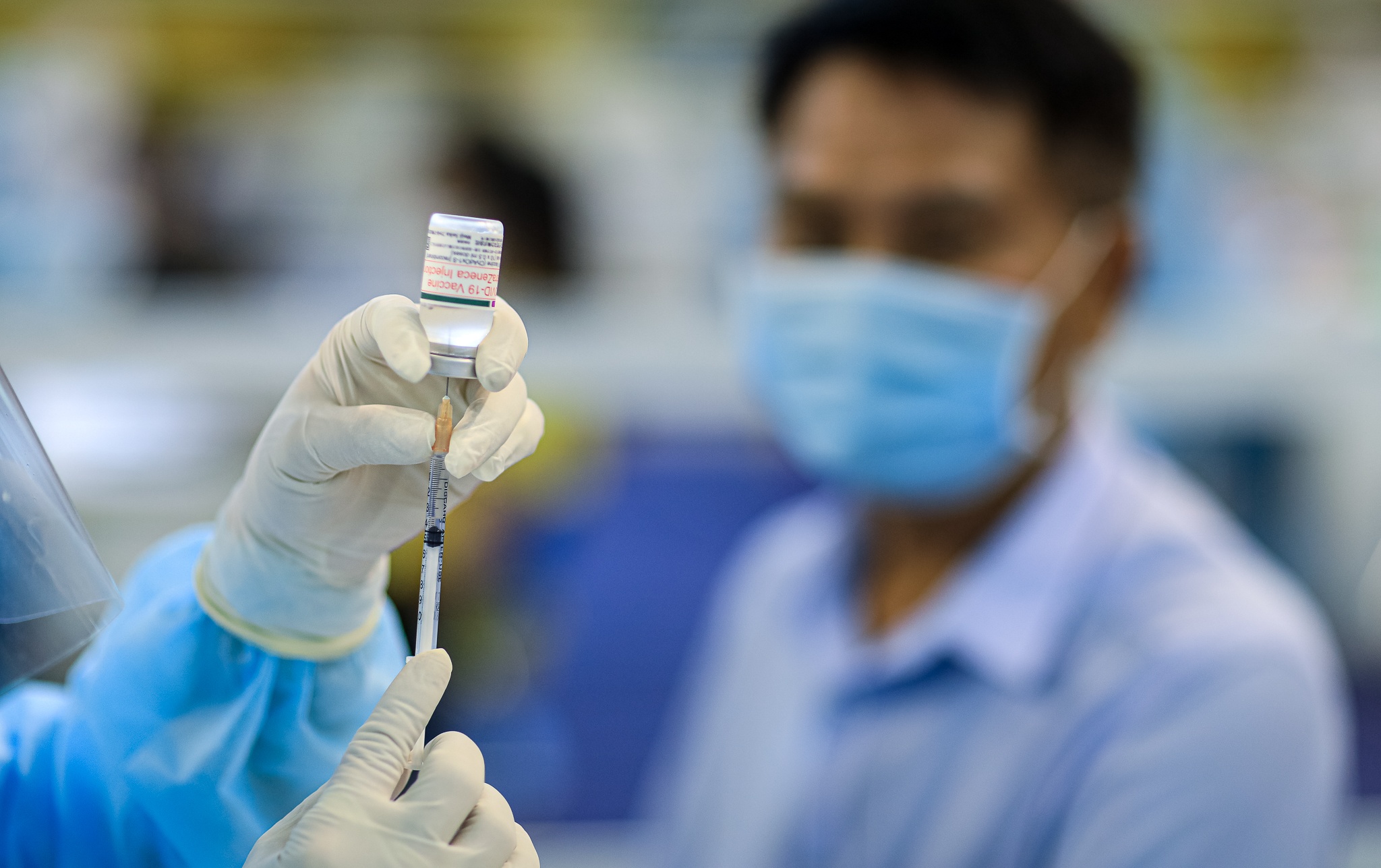 Dieu can biet khi di tiem vaccine Covid-19 hinh anh