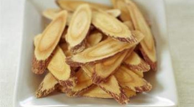 Nhan tran va cam thao: Dung phoi hop loi hay hai? hinh anh