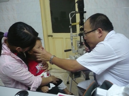 Ruoc hoa vi tu chua dau mat hinh anh