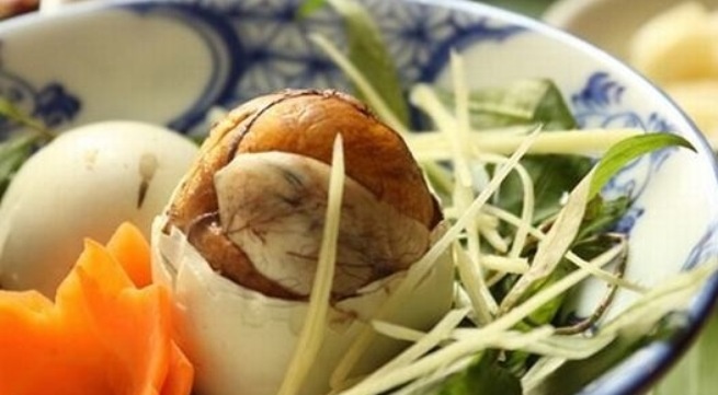Trung vit lon – thuc an ngon, thuoc bo quy hinh anh