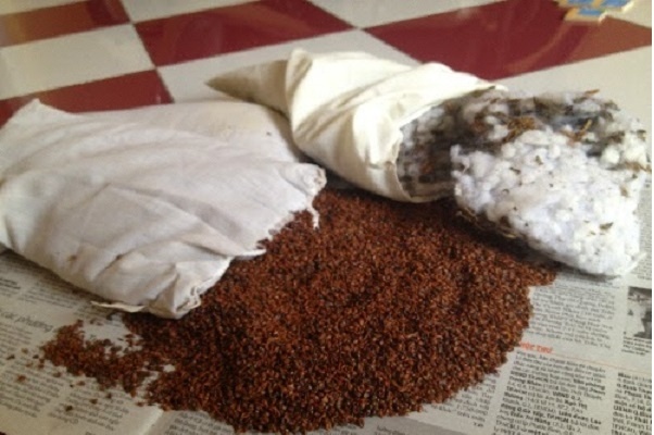 Goi thao duoc co chong ra mo hoi trom? hinh anh