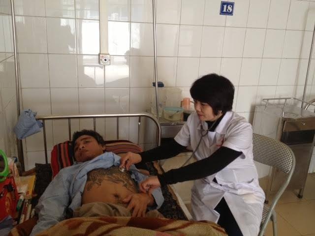 Cuoc hoi sinh ky dieu cua nguoi dan ong AIDS giai doan cuoi hinh anh