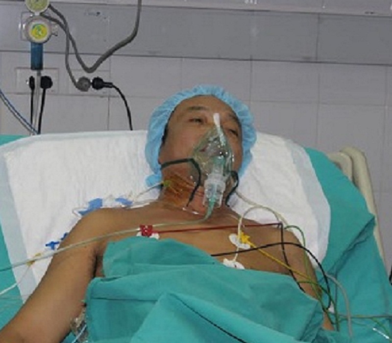 Nguoi dau tien duoc ghep gan xuyen Viet gio ra sao? hinh anh